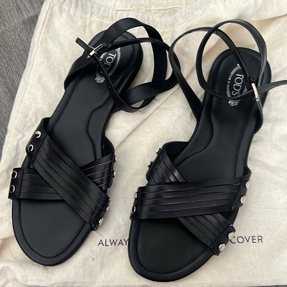 Tods sandals